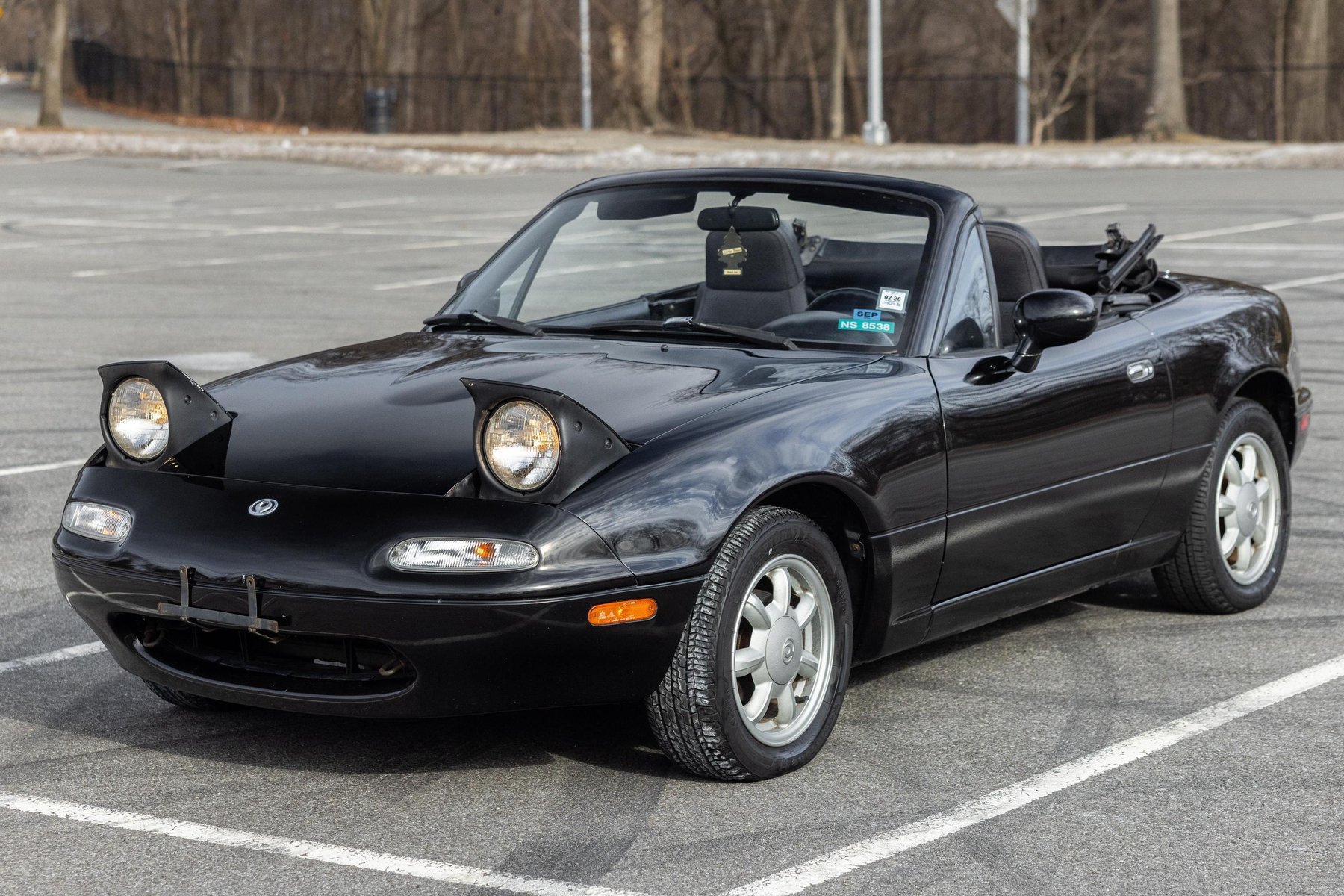 1993 Mazda MX-5 Miata VIN JM1NA3511P1414558 | Hagerty Valuation Tools